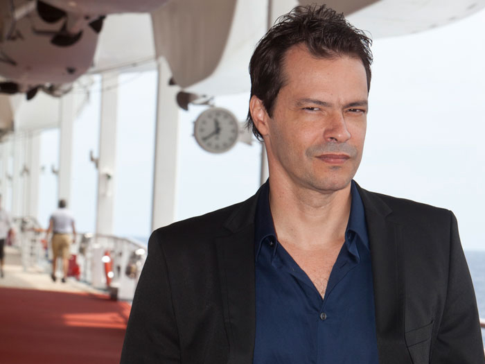 Heitor Martinez quer viajar de barco com as filhas